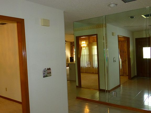 2nd image of 13 Pine Glen Dr