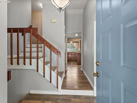 4th image of 16018 NE 36th Ave