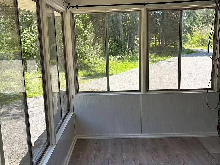 4276 Bethesda Rd — Photo 11