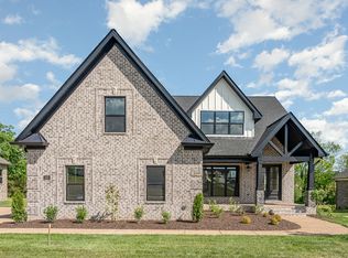 312 Oaks Xing #10, Lebanon, TN 37087