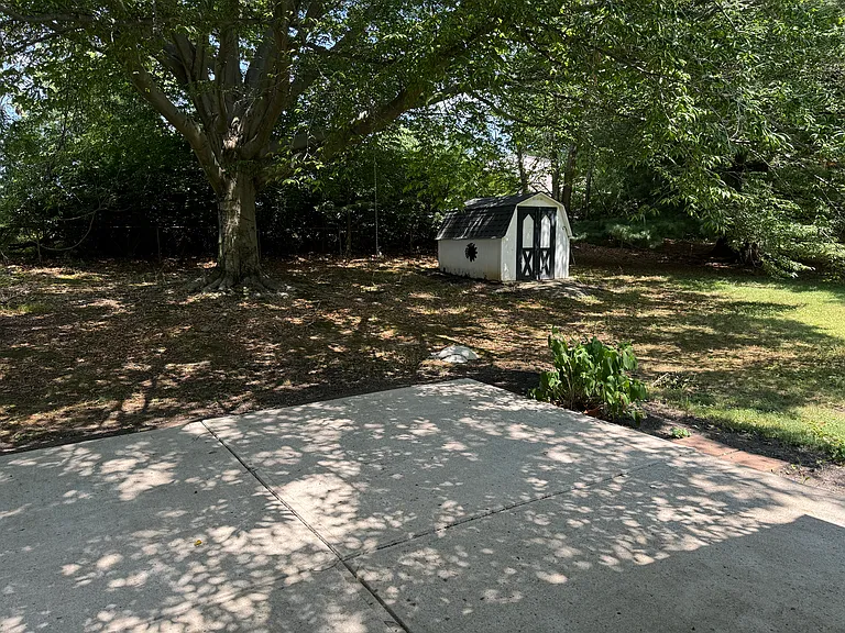 280 Lockville Rd — Photo 24