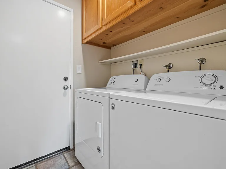9166 Emden Rd — Photo 24
