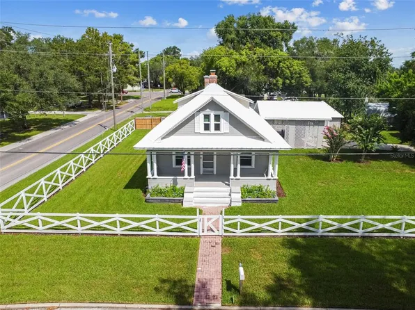 38231 4th Ave, Zephyrhills, FL 33542