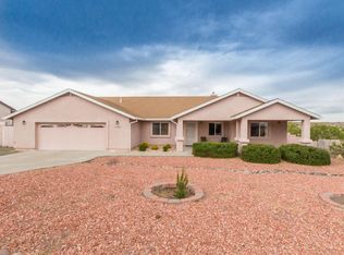 17690 E Bluejay Dr, Mayer, AZ 86333