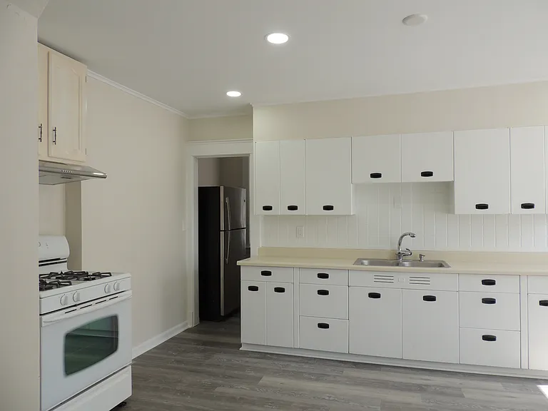 132 Silver Sands Rd #1 — Photo 7
