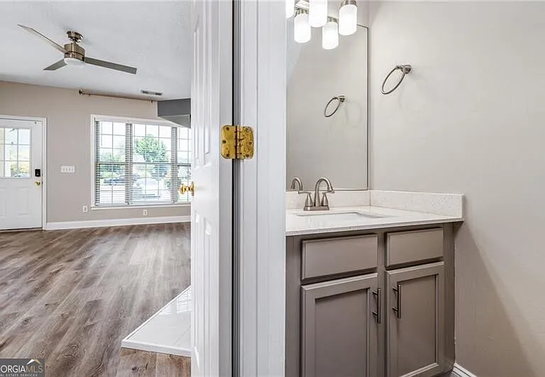 1681 Heyford Cir NW — Photo 10