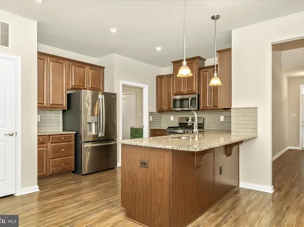 900 Sankofa Rd, Glen Burnie, MD 21060