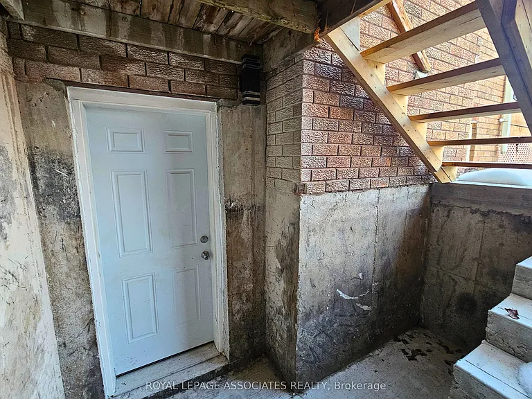2377 Salem Rd N #BASEMENT — Photo 12