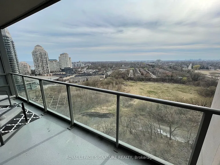 36 Park Lawn Rd #1504 — Photo 3