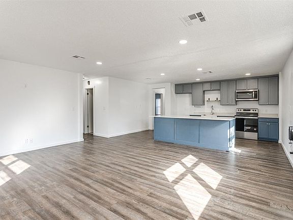 5th image of 8001 Bethel Rd