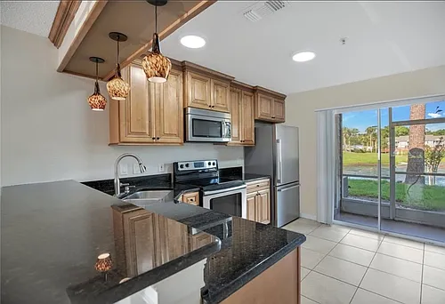100 Reserve Cir #104 Photo 1