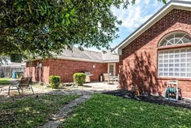 904 Oakmont Dr — Photo 21