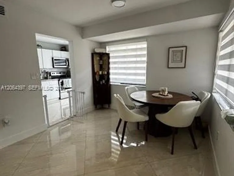 15375 SW 105th Ln #Townhouse 4 — Photo 3