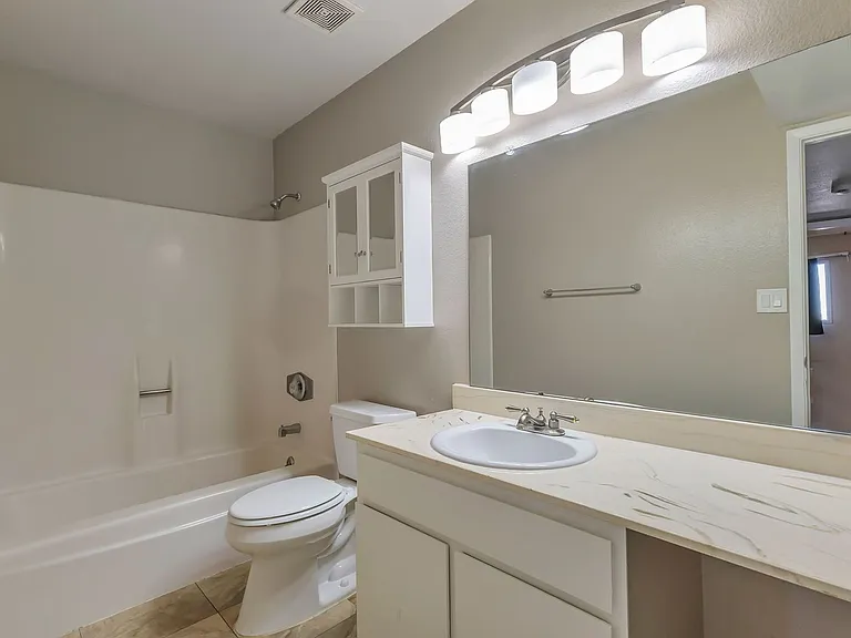 3511 S Alder Dr — Photo 12