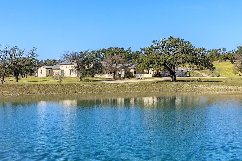 3190 Medina Hwy, Kerrville, TX 78028 Zillow