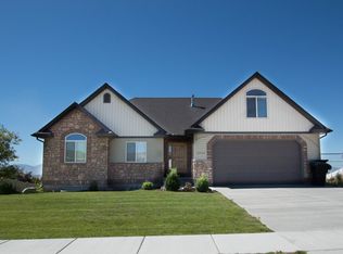 2723 W Mountain Rd N, Tremonton, UT 84337