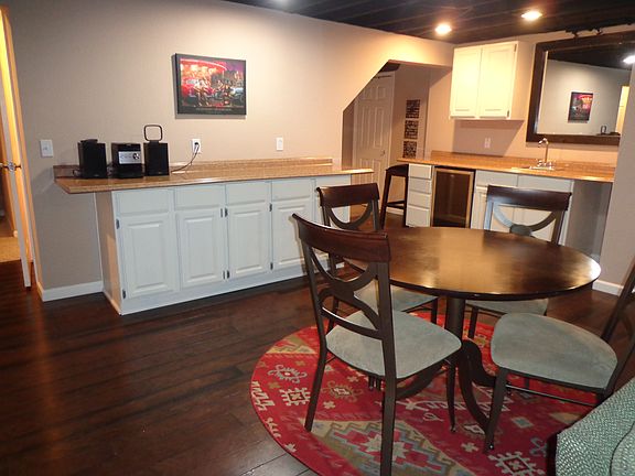 FINISHED BASEMENT