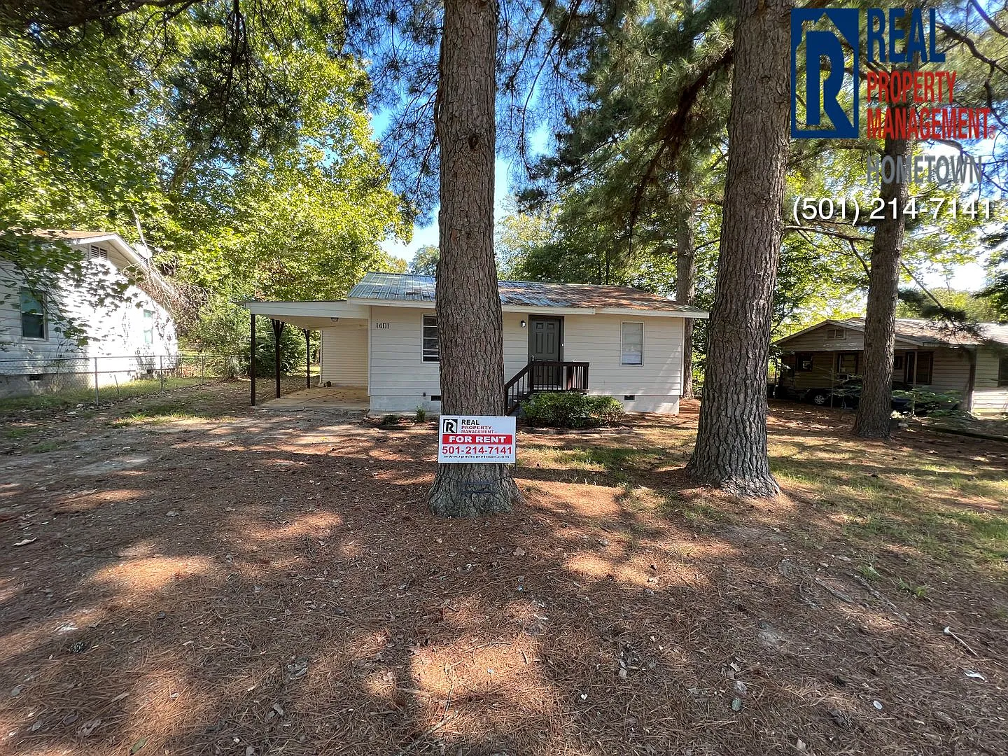 3-bed 1-bath home for rent in Jacksonville! — Photo 2