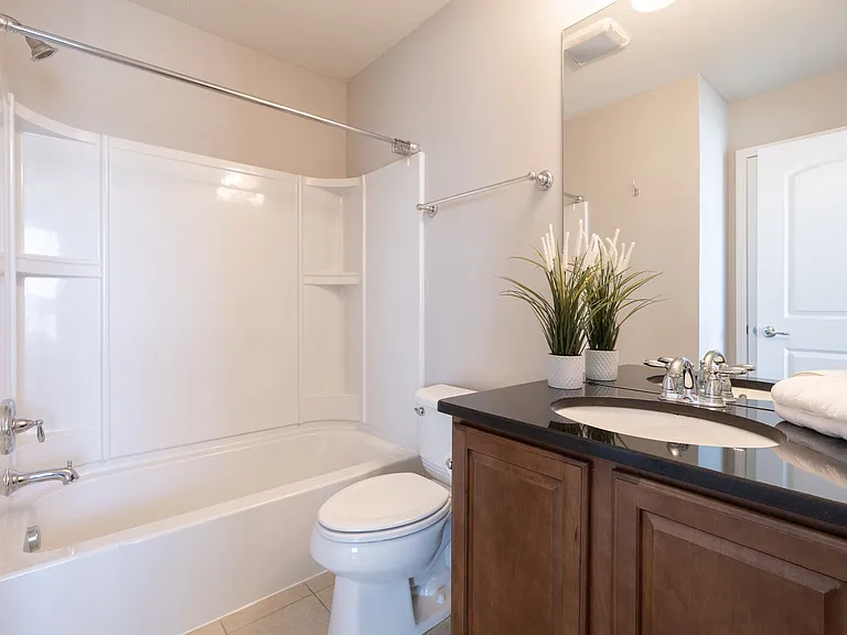 6180 N Pointe Dr — Photo 26