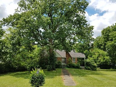 2nd image of 4401 Hunt Pl