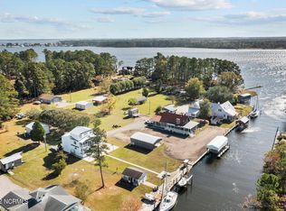 190 McGowan Ln, Belhaven, NC 27810