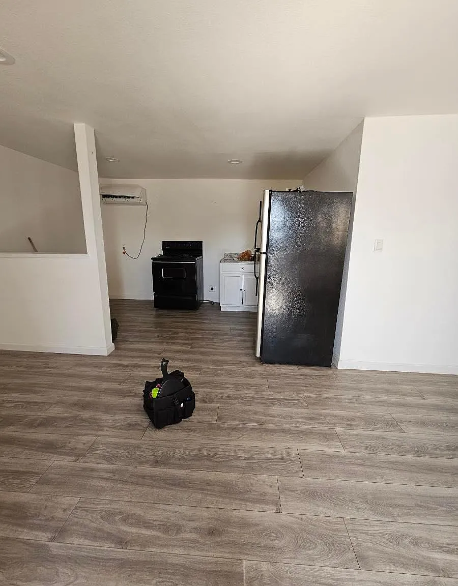 Studio, 400 sqft, $800 — Photo 4