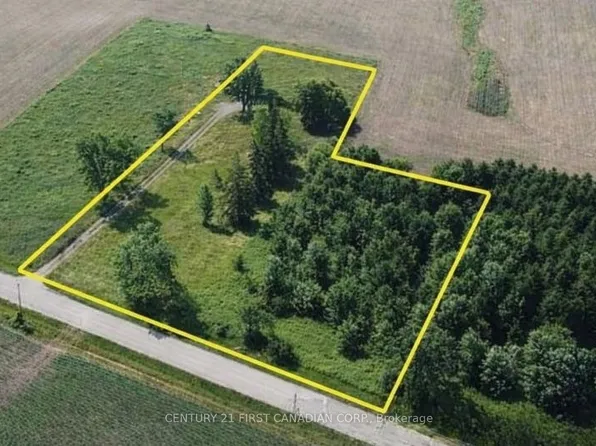 3859 Wardell Dr, Adelaide Metcalfe, ON N7G 3H7