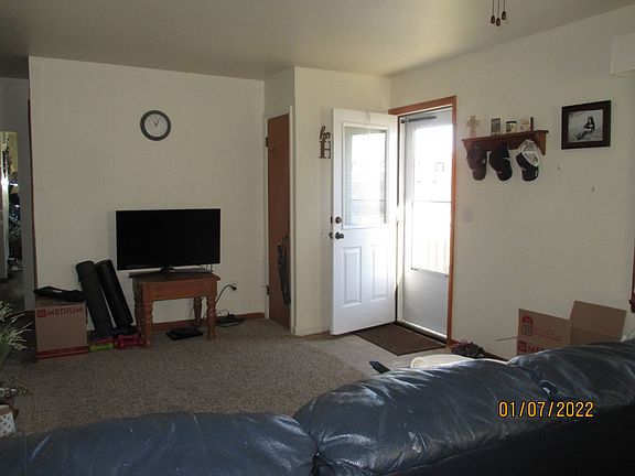 3rd image of 1405 N Franklin St