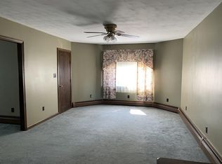 946 Globe St #1, Fall River, MA 02724