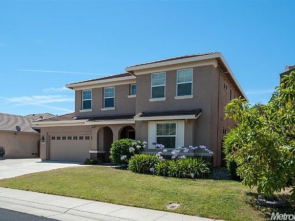 2nd image of 3121 Grasmere Cir