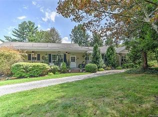 1510 Kanuga Rd, Hendersonville, NC 28739