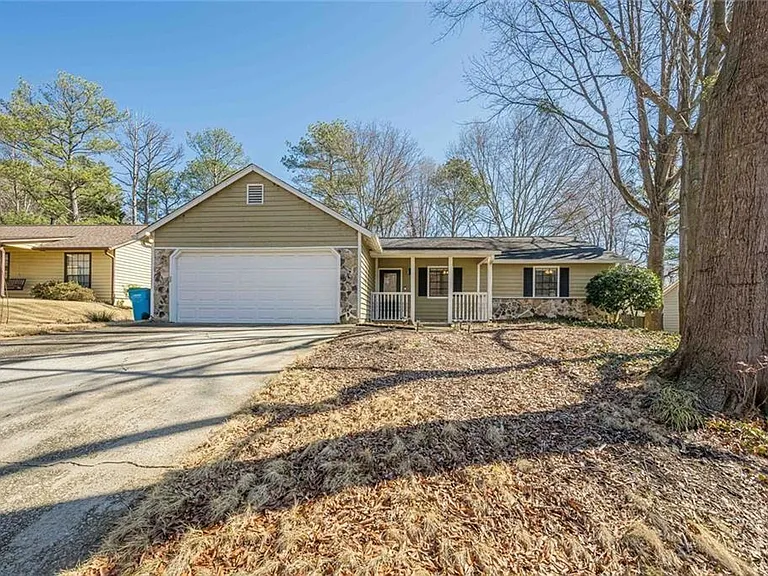 2491 Redfield Dr — Photo 33