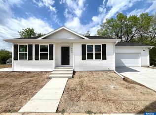800 Tait Ave, Beatrice, NE 68310