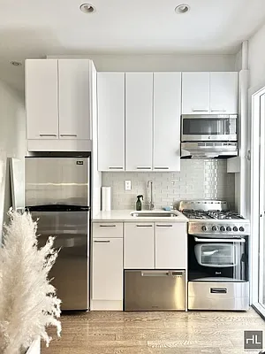 Rented by Highline Residential | media 1