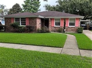 5410 Pratt Dr, New Orleans, LA 70122