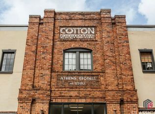 269 N Hull St APT 202, Athens, GA 30601