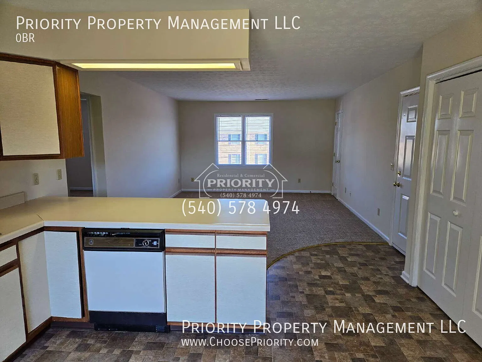 2BR 1BA 2nd Floor Apartment, Harrisonburg — Photo 4