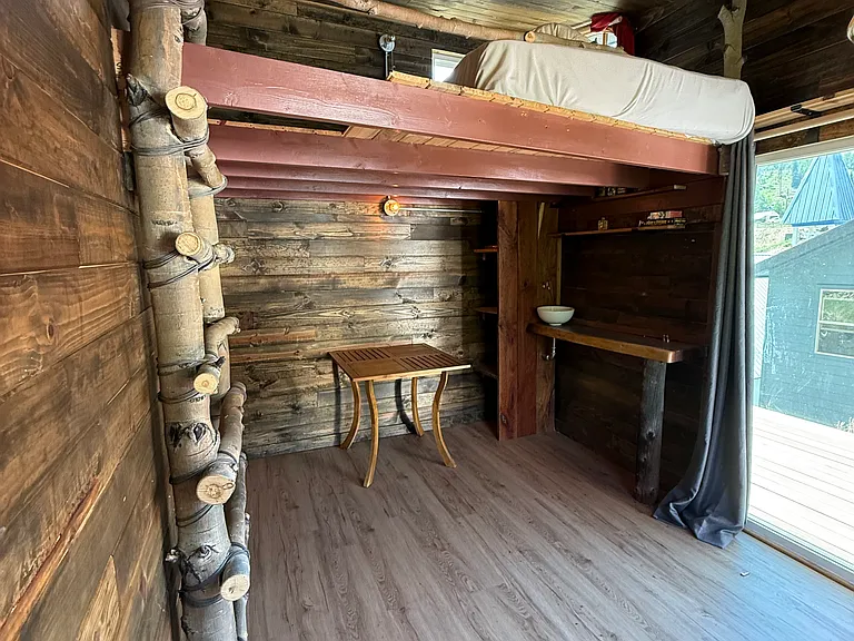 376 Eagle St — Photo 15