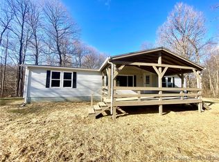 845 Hunters Rd NE, Palmyra, IN 47164