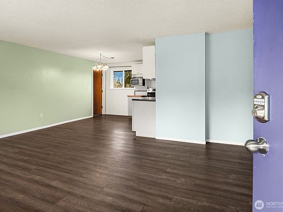 3rd image of 26205 14th Avenue S