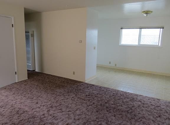 4th image of 664 Commercial Ave