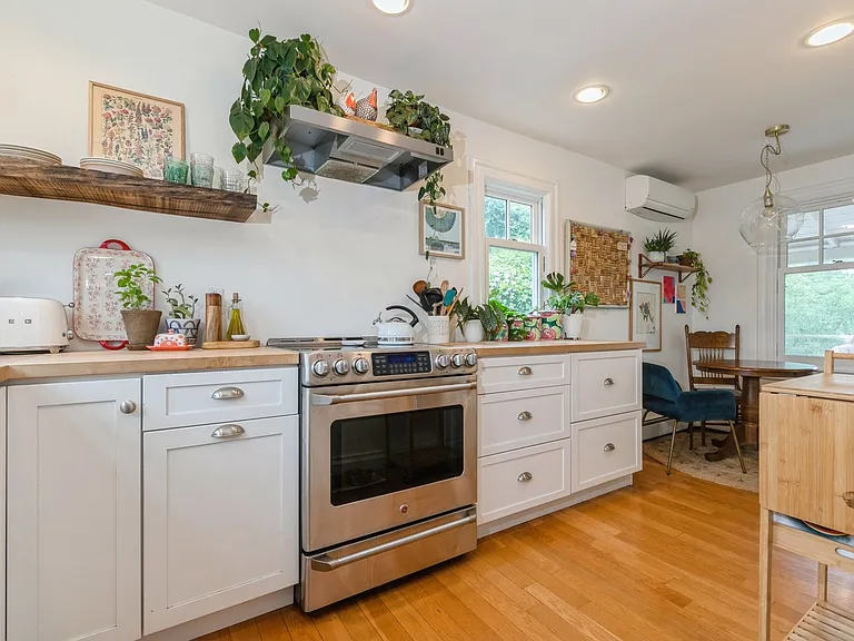 17 S Geneva Ct — Photo 13
