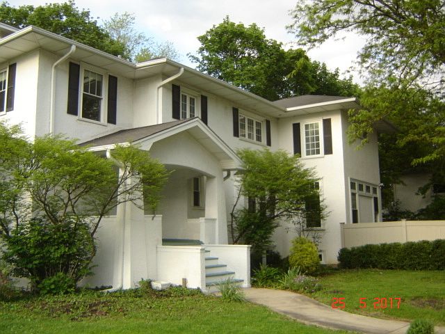 1st image of 201 N Stone Ave