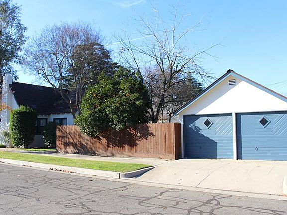 4th image of 445 E Cornell Ave