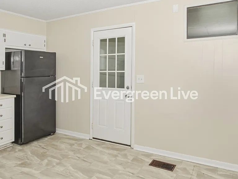 317 Robin Rd SW — Photo 7