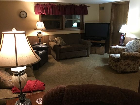 Lower Family Room / Bedroom
