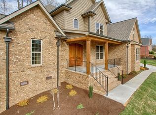 2236 Finley Cane Ln, Knoxville, TN 37932