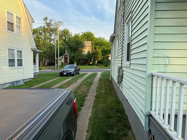 1001 Sunken Rd — Photo 14