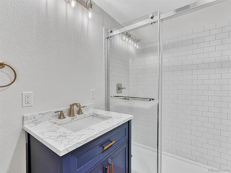 10321 Bellwether Ln — Photo 28