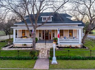 703 Main St, Comfort, TX 78013